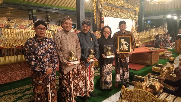 Peringati Milad ke-240 Pangeran Diponegoro, Patra Padi Gelar Wayang Kulit “Perang Jawa”